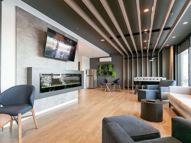 Le DIX65 Boisbriand Apartments