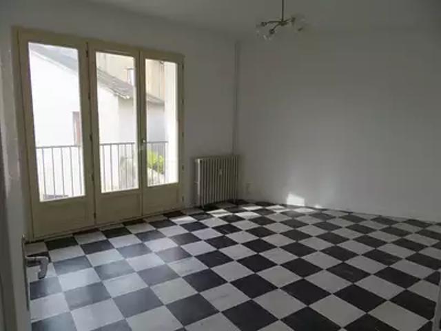 Le Dorat 87210 Location appartement 3 pièces t3 au dernier étage