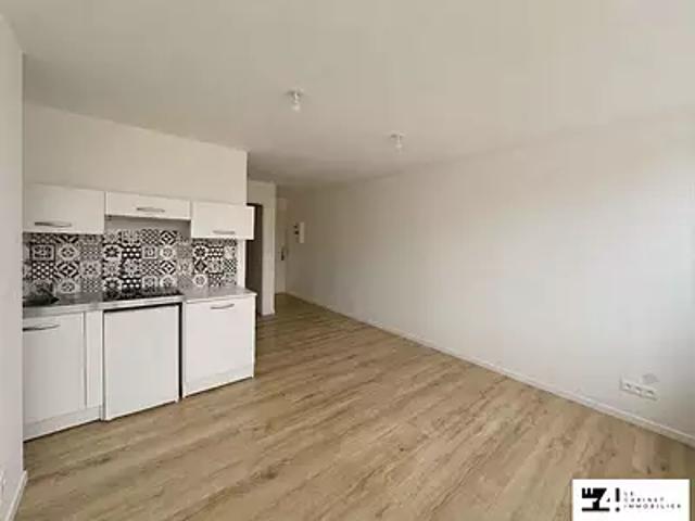 Le Fousseret 31430 Location appartement 1 pièce t1 au dernier étage