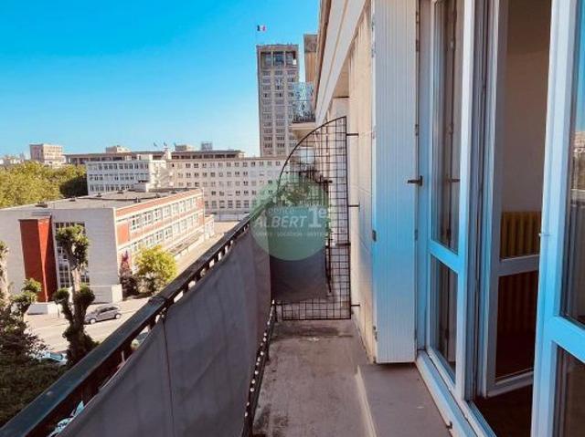 LE HAVRE Hôtel de Ville Gobelins F3