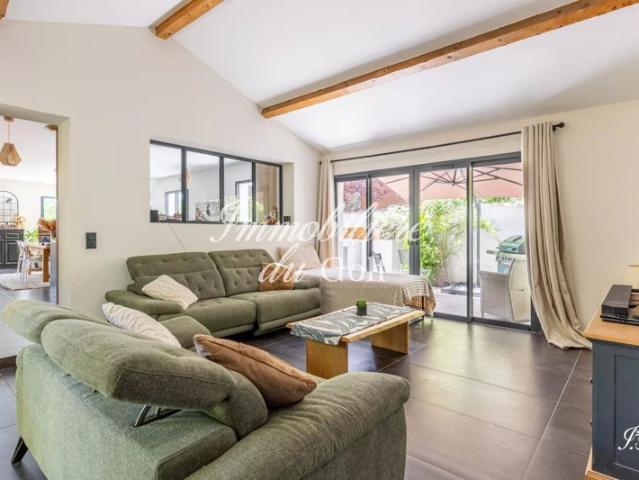 LE JARDIN D'ÉTÉ Maison T4 de 131m2 Jardin 13011