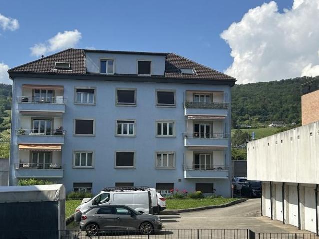 Le Landeron À louer attique de 3.5 pièces Disponible de suite