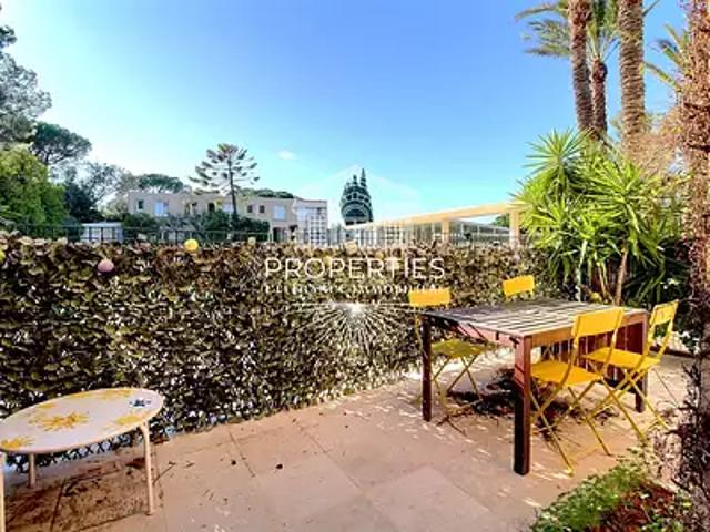 Le Lavandou 83980 Achat / Vente appartement 2 pièces t2 piscine terrasse