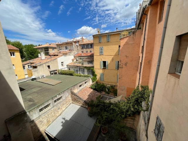 LE LEYDET T4 97M² CLIMATISE AIX CENTRE