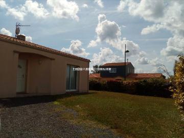 LE LOROUX BOTTEREAU plain pied contemporain bourg