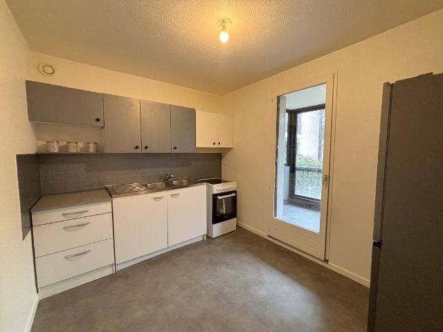 LE LUBERON T2 meublé de 48.79 m² avec TERRASSE
