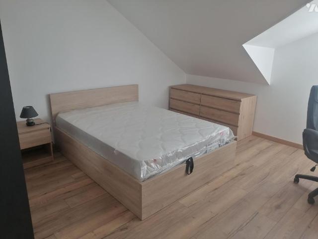 LE MANS WASCHINGTON CHAMBRE POUR COLOCATION SALLE DE DOUCHE, CUISINE SEJOUR COMMUNS