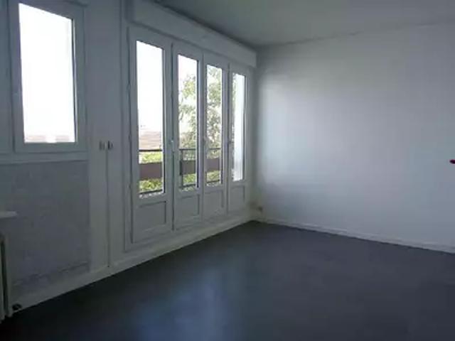 Le Mans 72000 Location appartement 2 pièces t2 cave