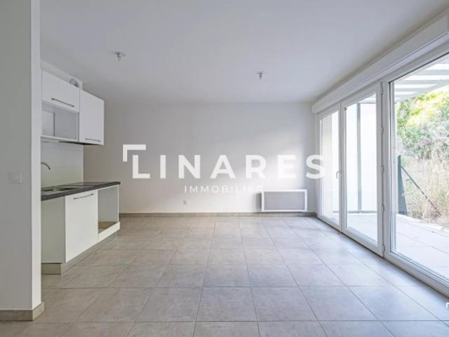 LE MATIN DES CALANQUES Appartement T1 de 35m² Terrasse de 9m² 13009 Mazargues