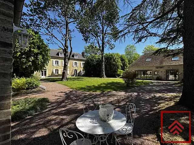 Le Mêle sur Sarthe 61170 Achat / Vente maison 17 pièces t17 piscine terrasse