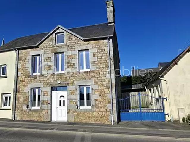 Le Mesnil Gilbert 50670 Achat / Vente maison 7 pièces t7 terrasse cave