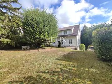 Le Mesnil le Roi 78600 Achat / Vente maison 7 pièces t7 parking