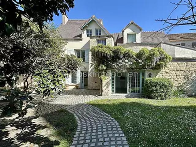 Le Mesnil le Roi 78600 Achat / Vente maison 10 pièces t10 terrasse cave