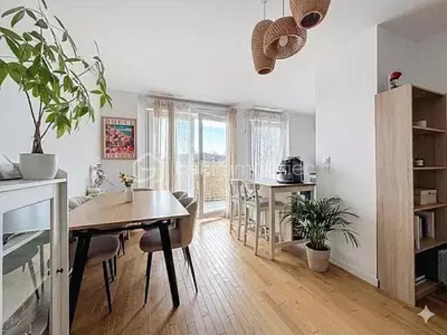 Le Mesnil le Roi 78600 Achat / Vente appartement 4 pièces t4 au dernier étage balcon