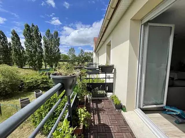 Le Mesnil Saint Denis 78320 Achat / Vente appartement 3 pièces t3 au dernier étage