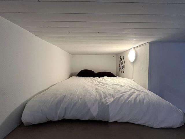 LE MEZZAN Location Appartement tours: 13.6 m2