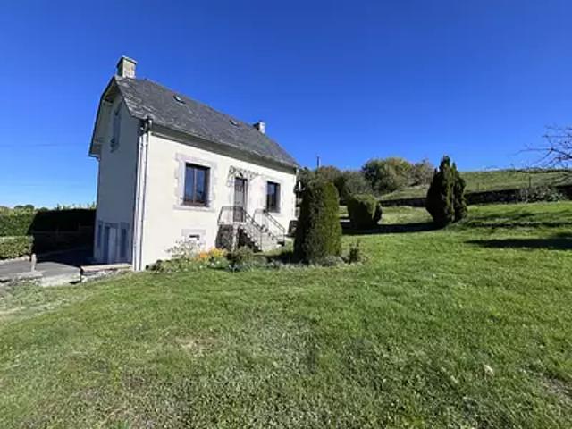Le Monteil 15240 Achat / Vente maison 5 pièces t5 parking