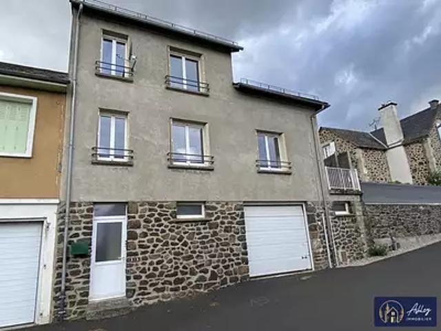 Le Monteil 15240 Achat / Vente maison 7 pièces t7 terrasse