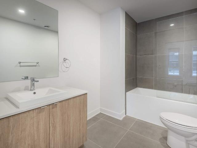 Le Must Tour 2 2 Bedroom Apartment for Rent at 65 Rue William Macdonald, Montréal, QC H8S 1Z6 Lachine