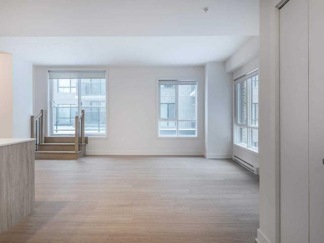 Le Must Tour 2 2 Bedroom Apartment for Rent at 65 Rue William Macdonald, Montréal, QC H8S 1Z6 Lachine