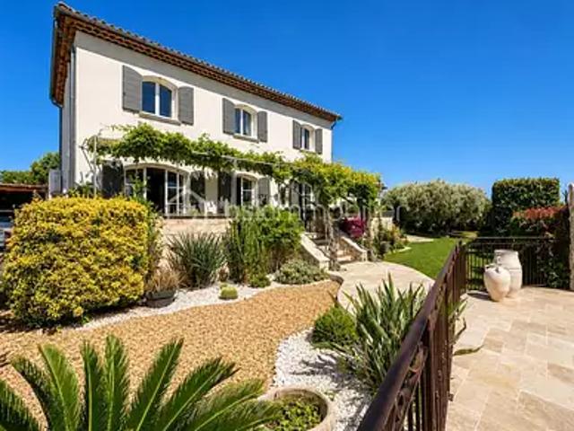 Le Muy 83490 Achat / Vente maison 6 pièces t6 piscine terrasse