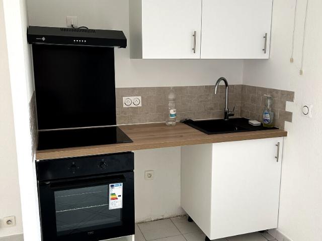LE MUY APPARTEMENT T2 avec terrasse