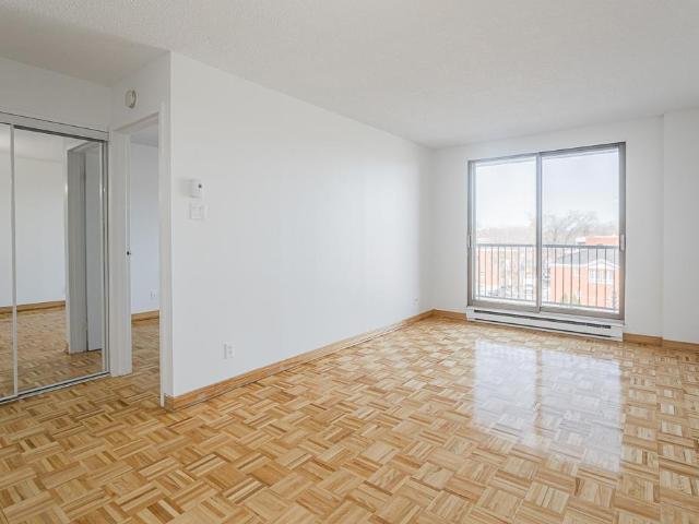 Le Navarin 4 ½ Apartment for Rent