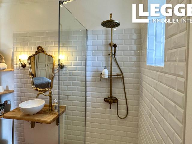 Le Neptune – Chambre d'hôtes de renom à vendre au cœur du Somail, Canal du Midi