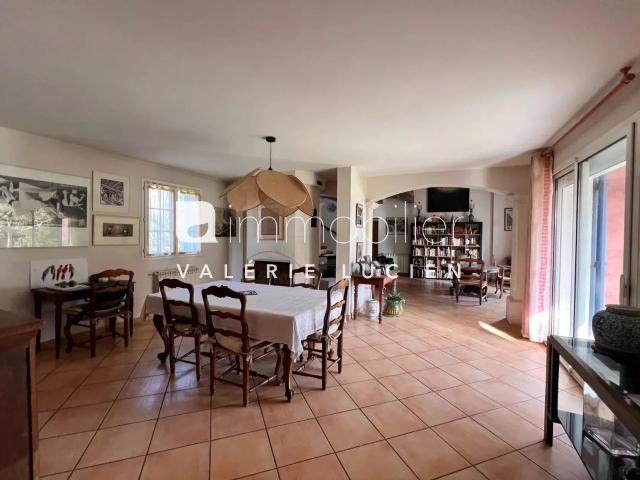 Le Paradou, proche centre à pied Maison type bastide avec proj