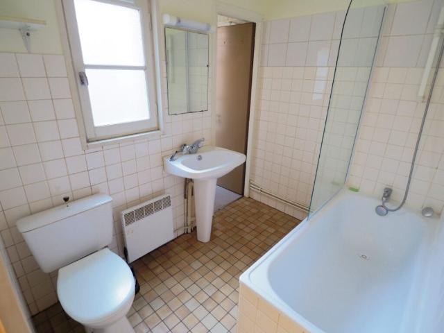 LE PARADIS EN ENFER ! Studio meublé de 19 m² Location Appartement nantes: 19.12 m2