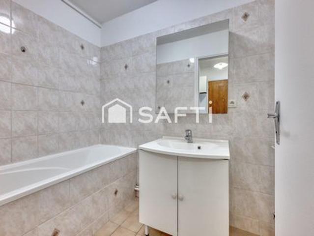 LE PARC DE SAINT MAUR – STUDIO AVEC BALCON