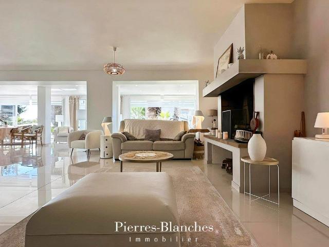 Le Parfum Des Verts Tamariniers ® 283m² Montpellier