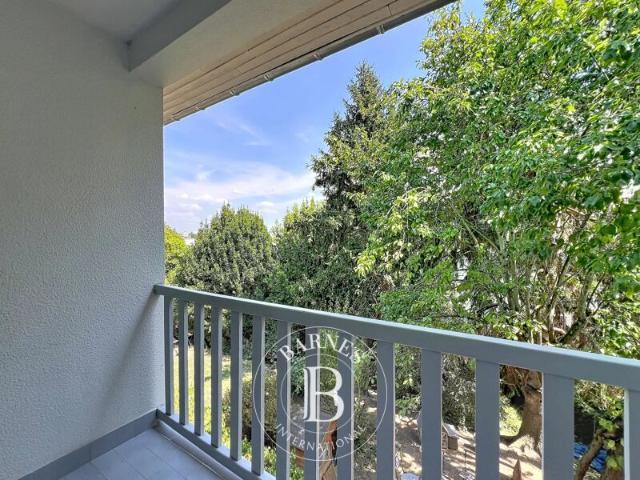 Le Pecq, Appartement 3 Chambres 86 m² en location