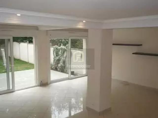 Le Pecq 78230 Location maison 7 pièces t7 au dernier étage terrasse
