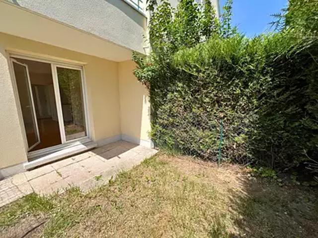 Le Perray en Yvelines 78610 Achat / Vente appartement 1 pièce t1 parking