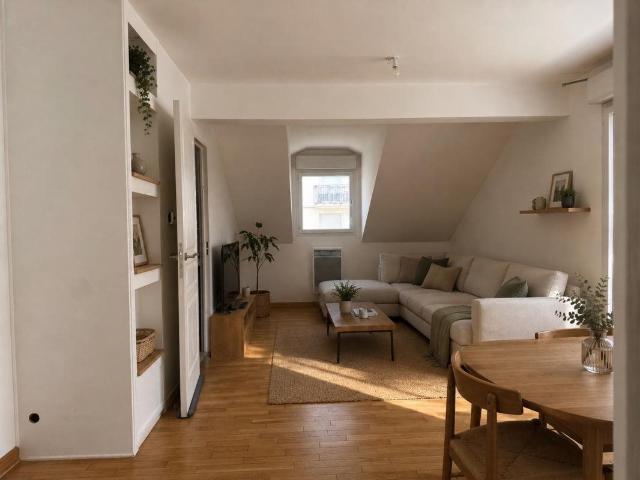 Le Perreux Sur Marne – Vue Exceptionnelle Sur La Marne – 2 M. 86m² Le Perreux sur Marne