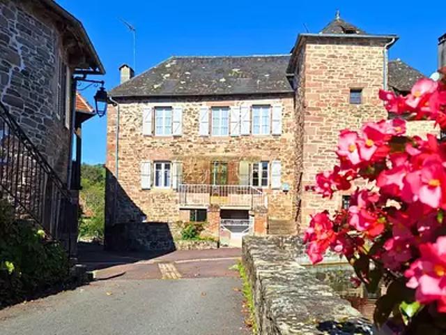 Le Pescher 19190 Achat / Vente maison 5 pièces t5 jardin cave