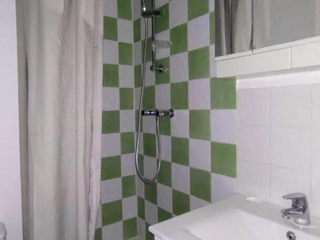 LE PETIT A L'ALOUETTE Location Appartement tours: 12.69 m2