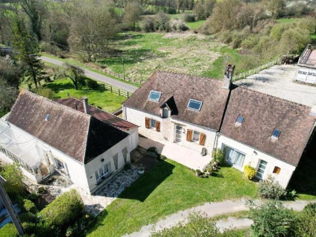 LE PIN AU HARAS
