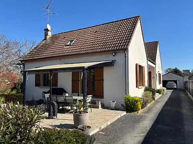 Le Poinçonnet 36330 Achat / Vente maison 8 pièces t8 piscine jardin