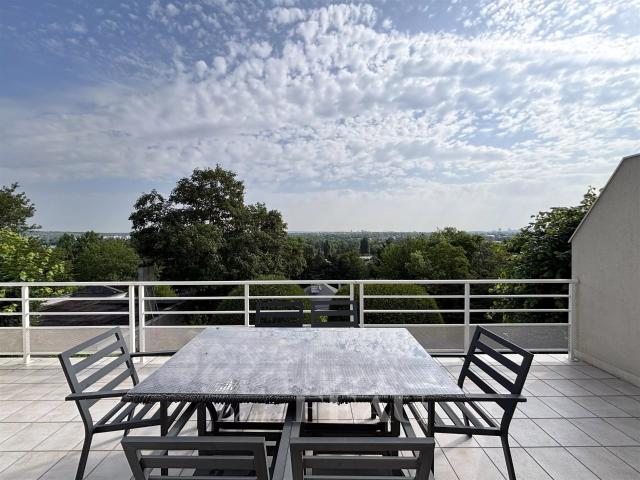 Le Port Marly Maison familiale 4 chambres avec vue panoram. 243m² Le Port Marly