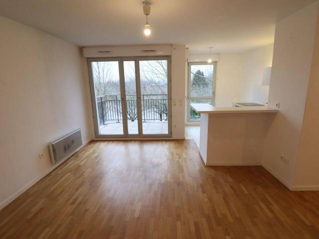 LE PORT MARLY Apt 3 pièces de 60m² avec balcon et 2 places de