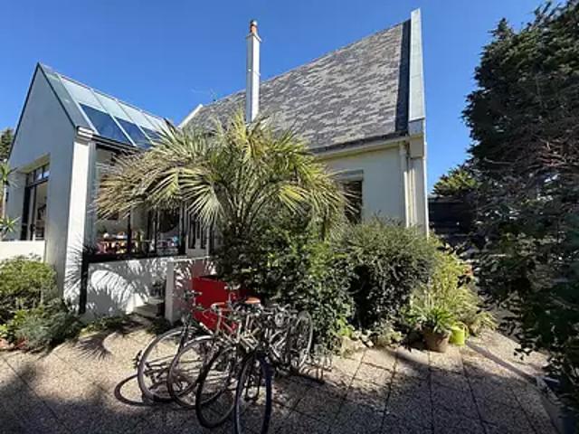 Le Pouliguen 44510 Achat / Vente maison 7 pièces t7 au dernier étage terrasse