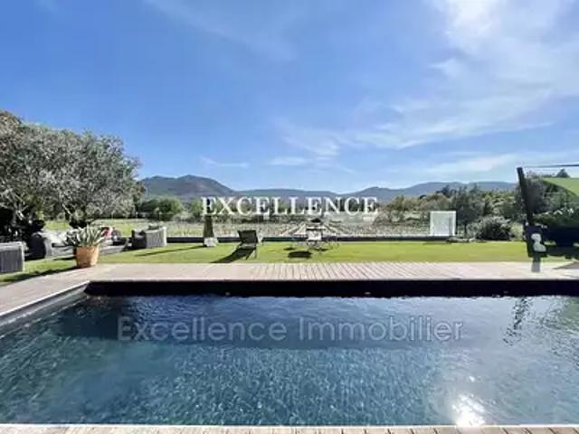 Le Plan de la Tour 83120 Achat / Vente maison 6 pièces t6 piscine