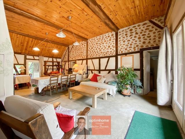 Le Planois – Ferme Bressane De Caractère Sur Plus De 2,3 Hec. 137m² Le Planois