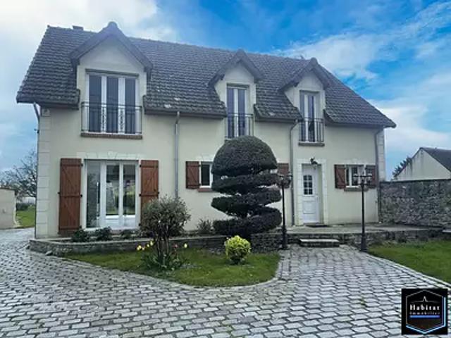 Le Plessis Belleville 60330 Achat / Vente maison 5 pièces t5 au dernier étage terrasse