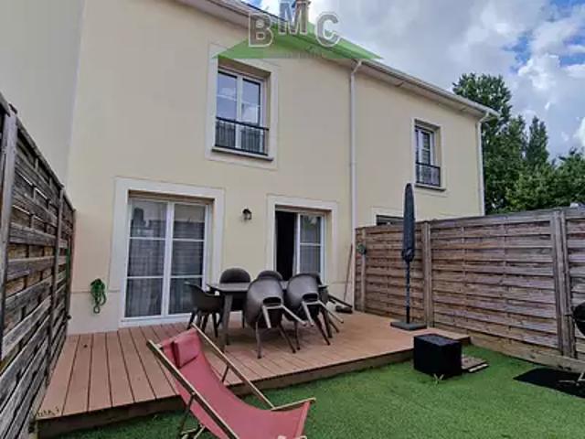 Le Plessis Bouchard 95130 Achat / Vente maison 4 pièces t4 au dernier étage terrasse