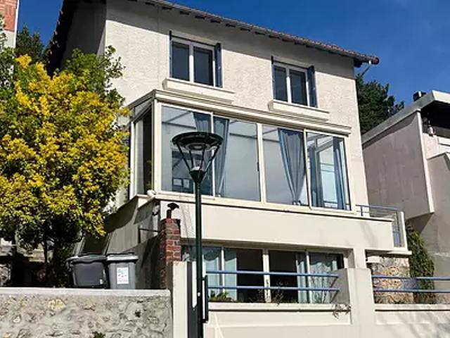 Le Plessis Robinson 92350 Achat / Vente maison 7 pièces t7 au dernier étage cave