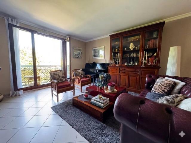 LE PLESSIS TREVISE