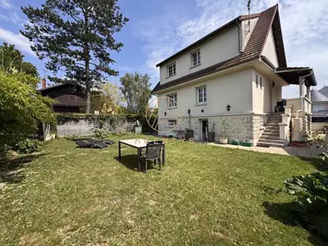 Le Plessis Trévise 94420 Achat / Vente maison 7 pièces t7 parking